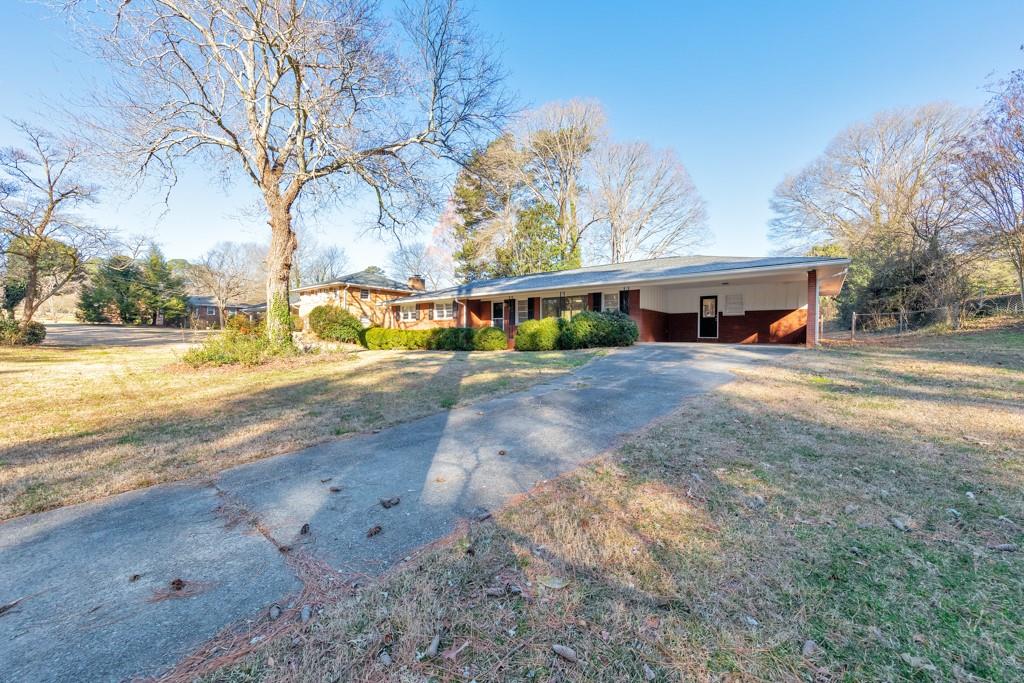 909 Rosedale Drive Marietta, GA 30066 - Photo 2 of 35