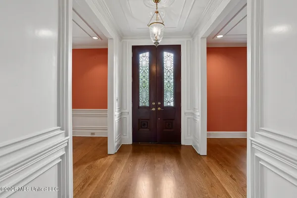 $370,000 | 11 Highland Meadows Drive, Jackson, MS 39211