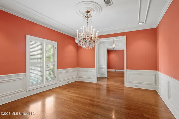 $370,000 | 11 Highland Meadows Drive, Jackson, MS 39211