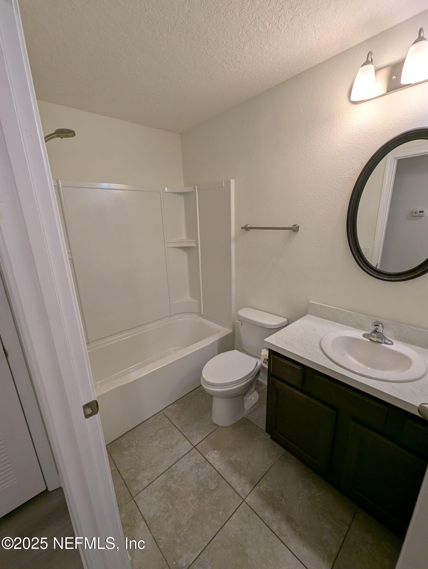 1112 Golden Lake Loop St. Augustine, FL 32084 - Photo 15 of 19 bathroom 2