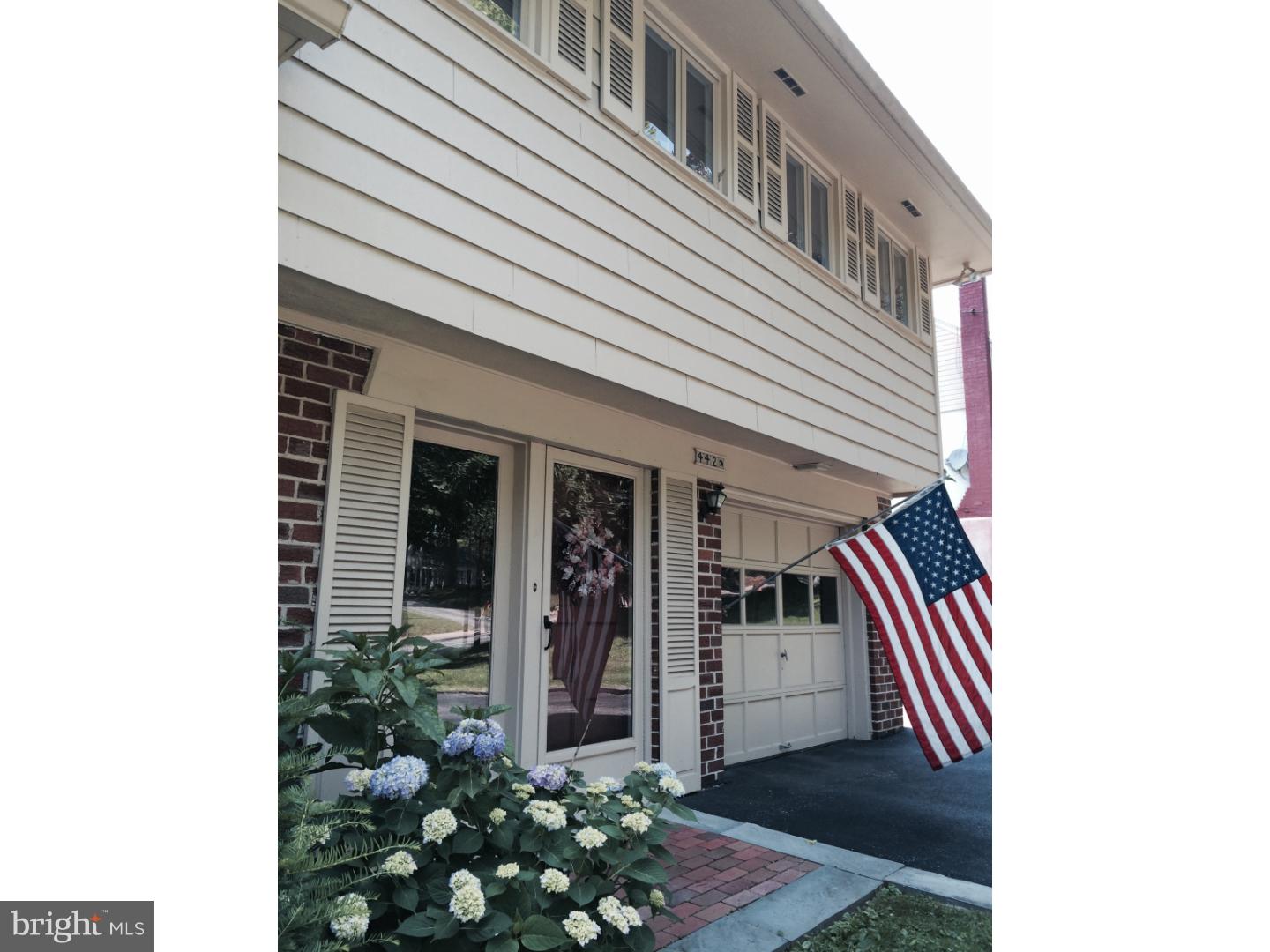 442 Malin Road Newtown Square, PA 19073 - Photo 2 of 25