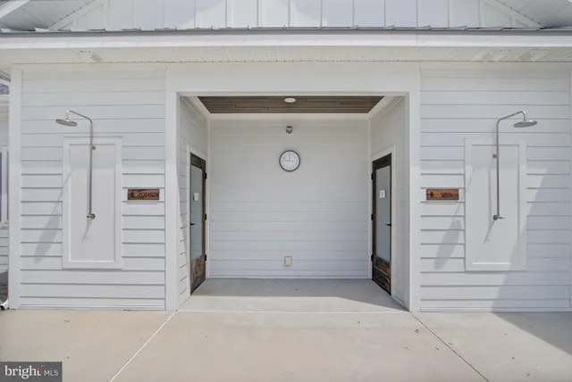 $1,075,000 | 18383 Highwood Drive, Rehoboth Beach, DE 19971