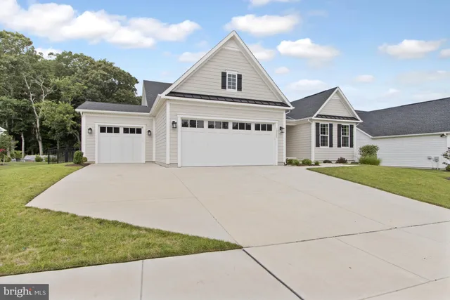$1,075,000 | 18383 Highwood Drive, Rehoboth Beach, DE 19971