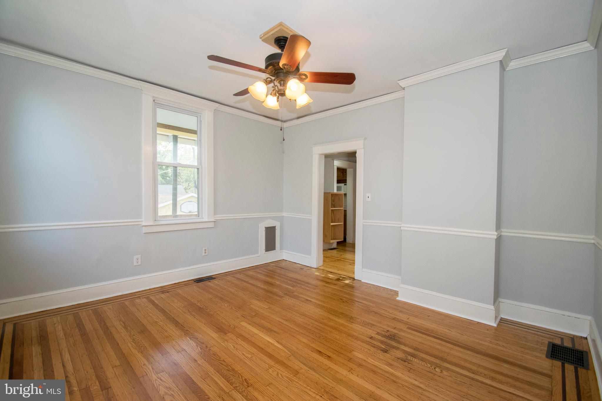 620 Orpington Road Baltimore, MD 21229 - Photo 16 of 45