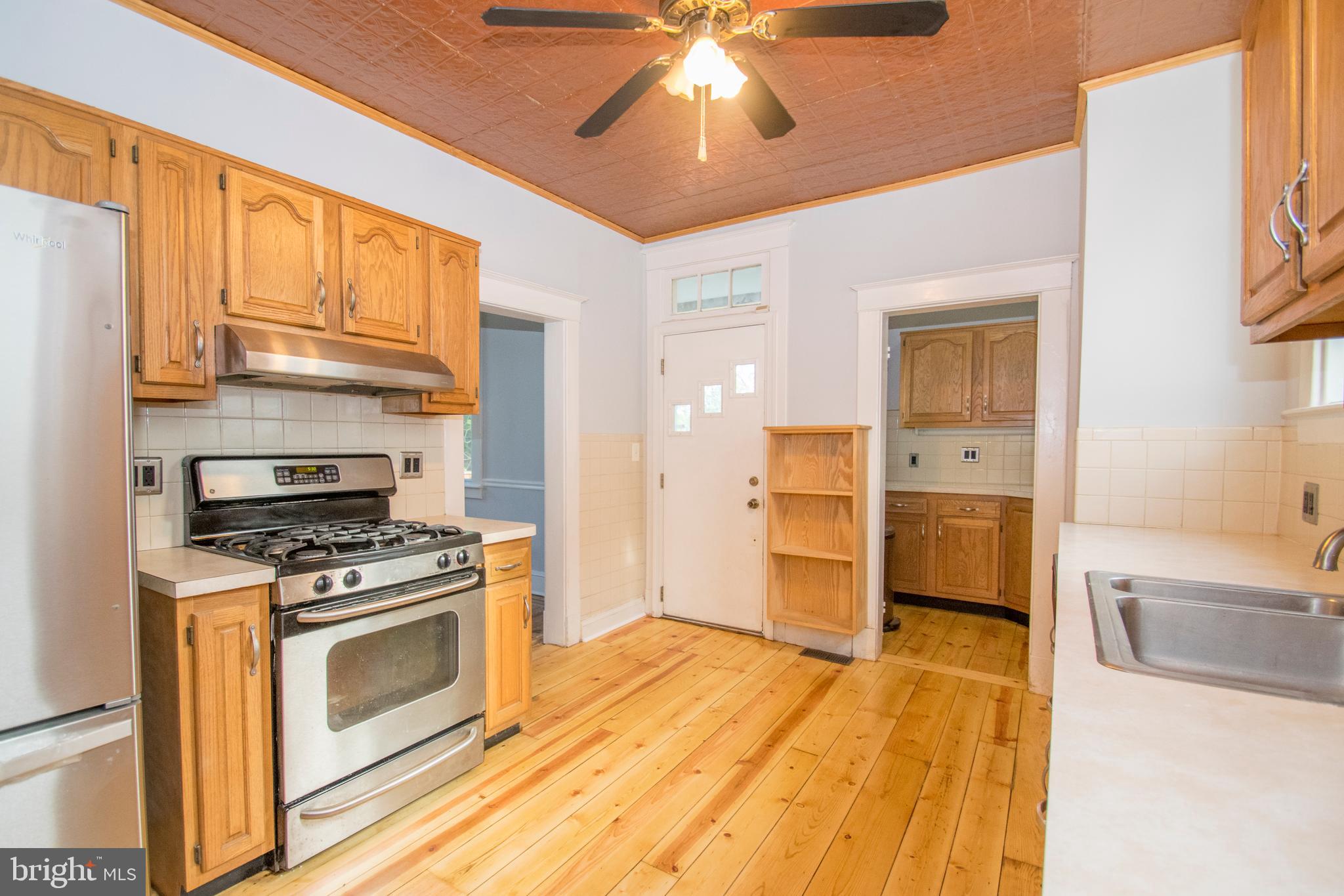 620 Orpington Road Baltimore, MD 21229 - Photo 20 of 45