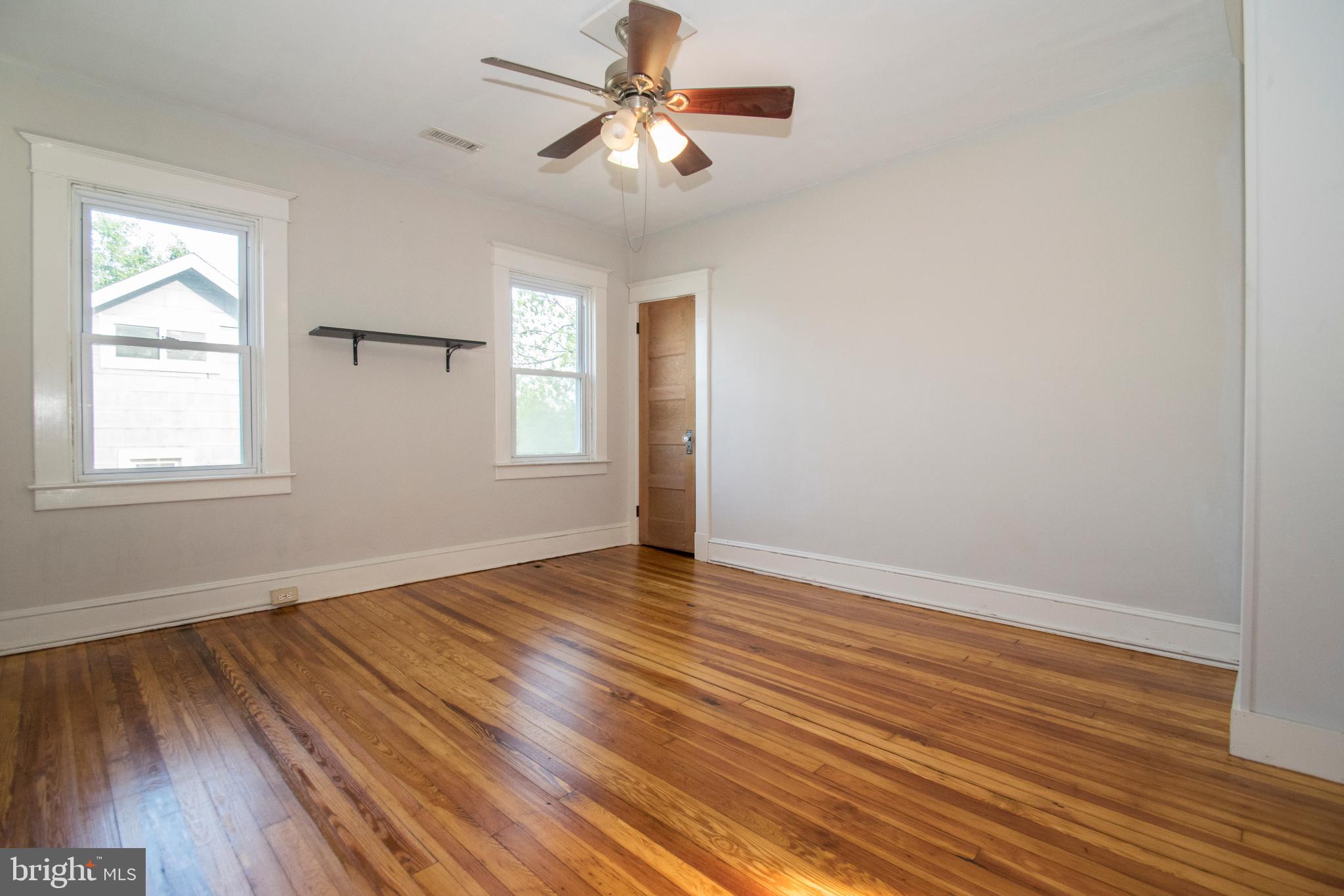 620 Orpington Road Baltimore, MD 21229 - Photo 28 of 45