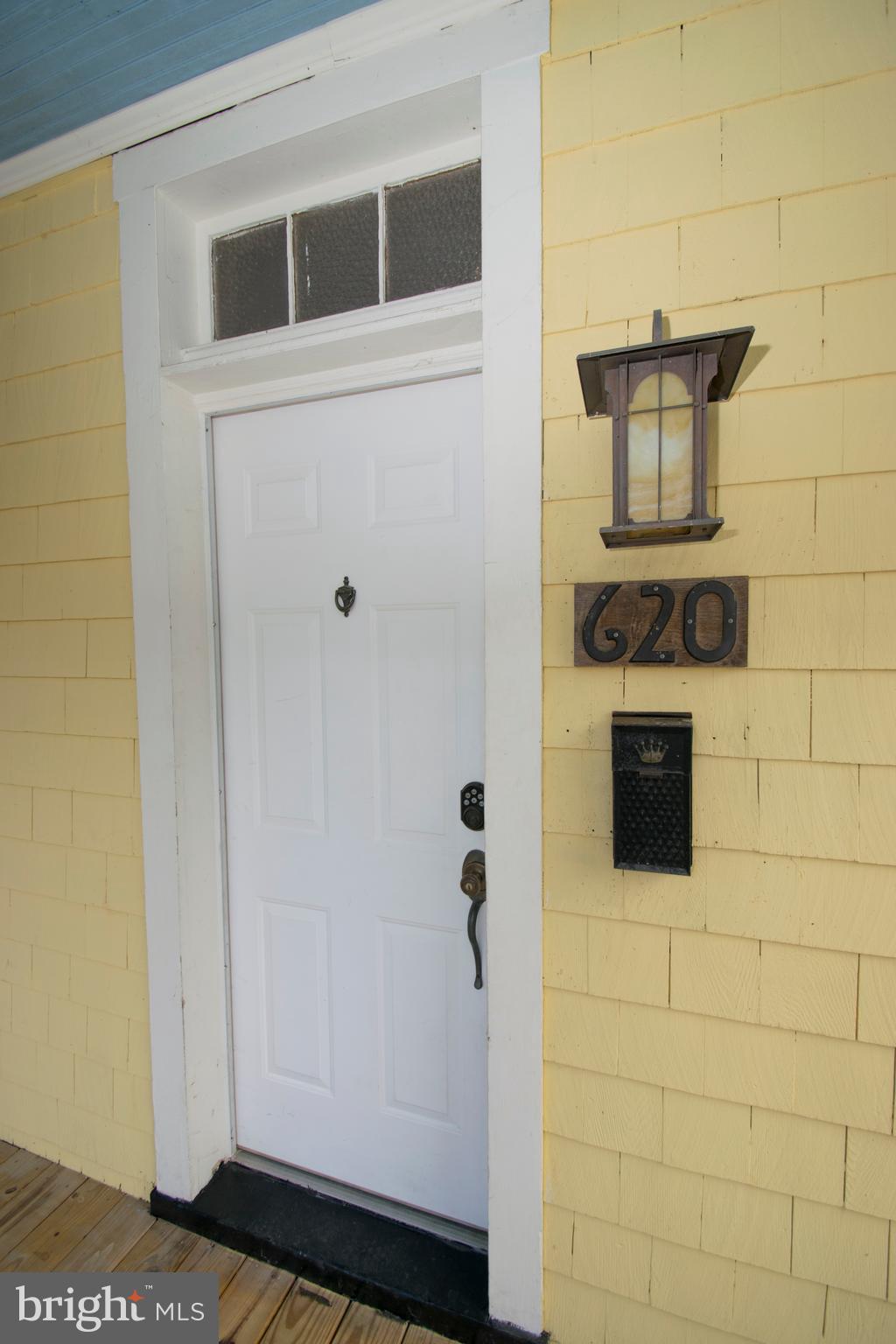 620 Orpington Road Baltimore, MD 21229 - Photo 8 of 45