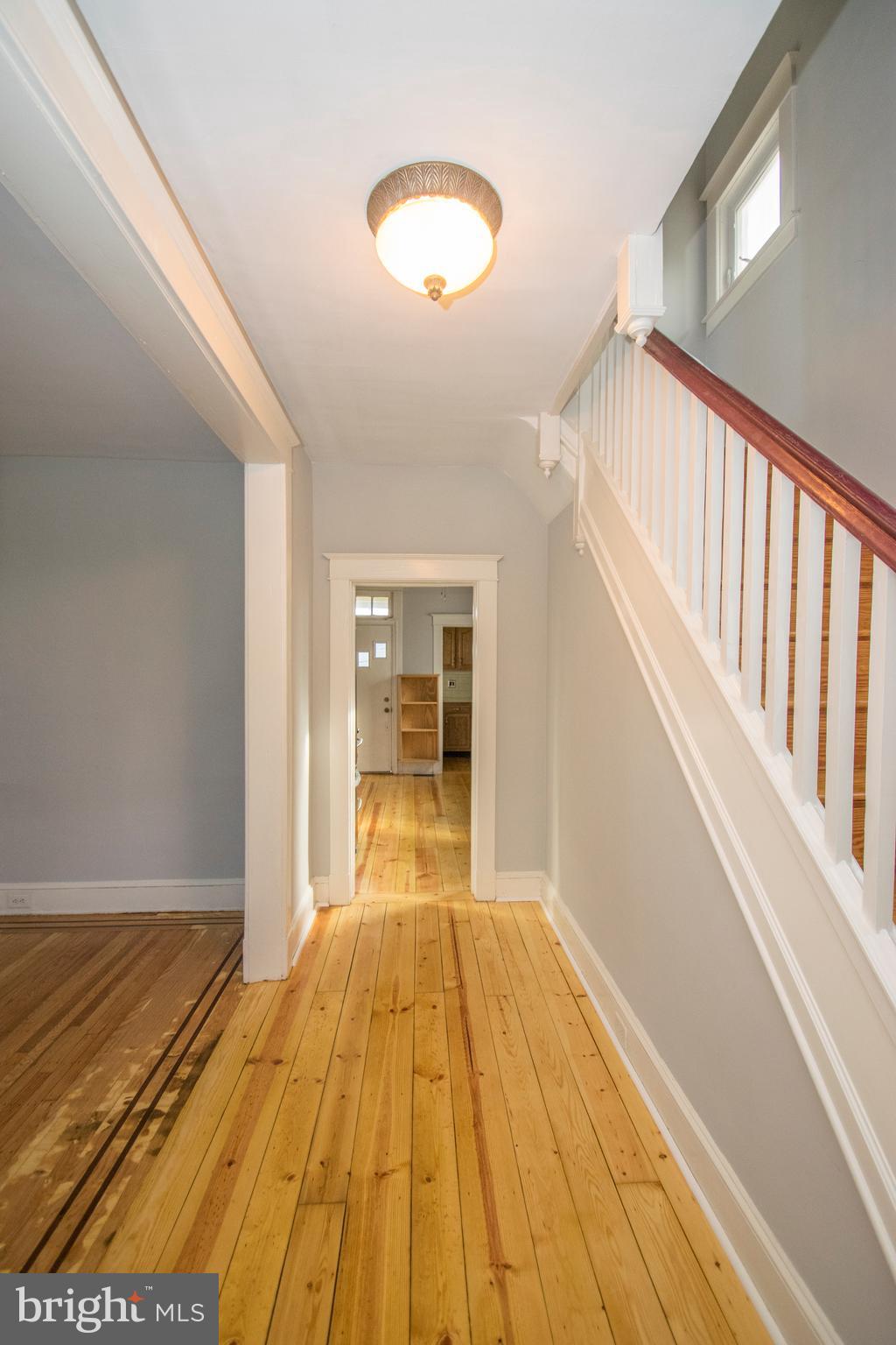 620 Orpington Road Baltimore, MD 21229 - Photo 9 of 45