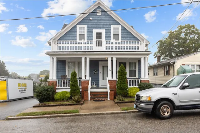 $2,300 | 334 Jastram Street, Unit 1, Providence, RI 02908