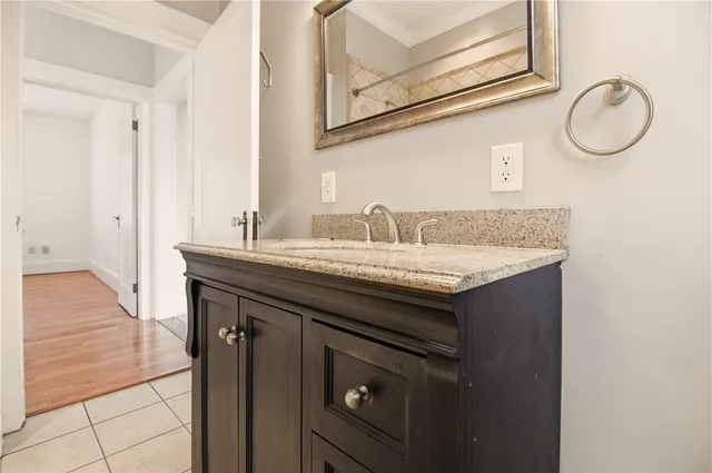 $2,300 | 334 Jastram Street, Unit 1, Providence, RI 02908