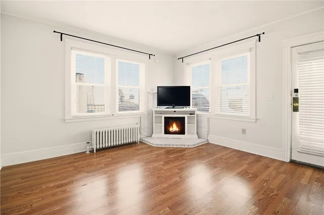 $2,300 | 334 Jastram Street, Unit 1, Providence, RI 02908