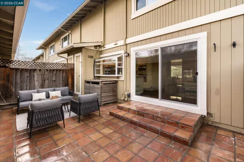 $938,000 | 182 Lawnview Circle, Danville, CA 94526