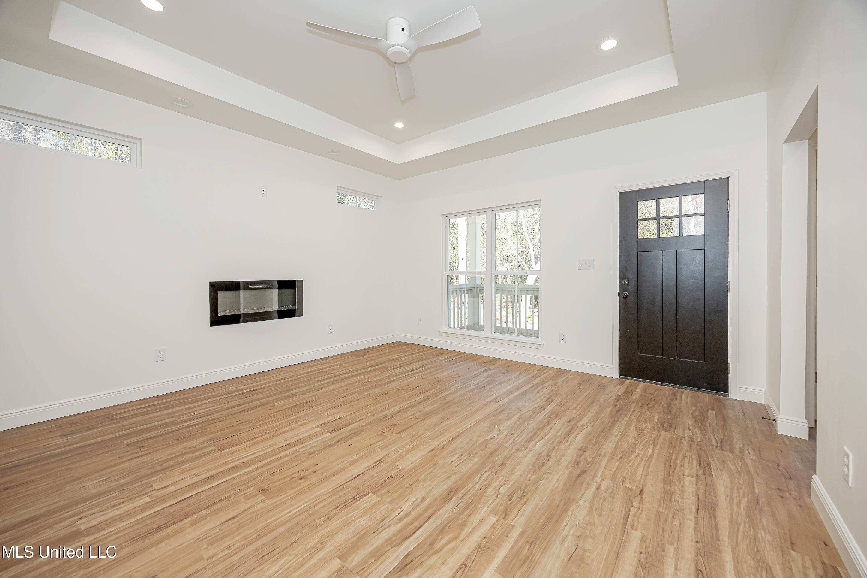 811 Bay Street Ocean Springs, MS 39564 - Photo 14 of 66 IMG_2504