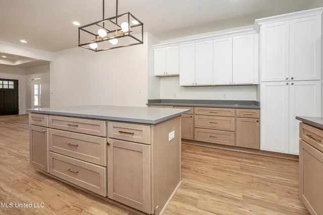 $260,000 | 811 Bay Street, Ocean Springs, MS 39564