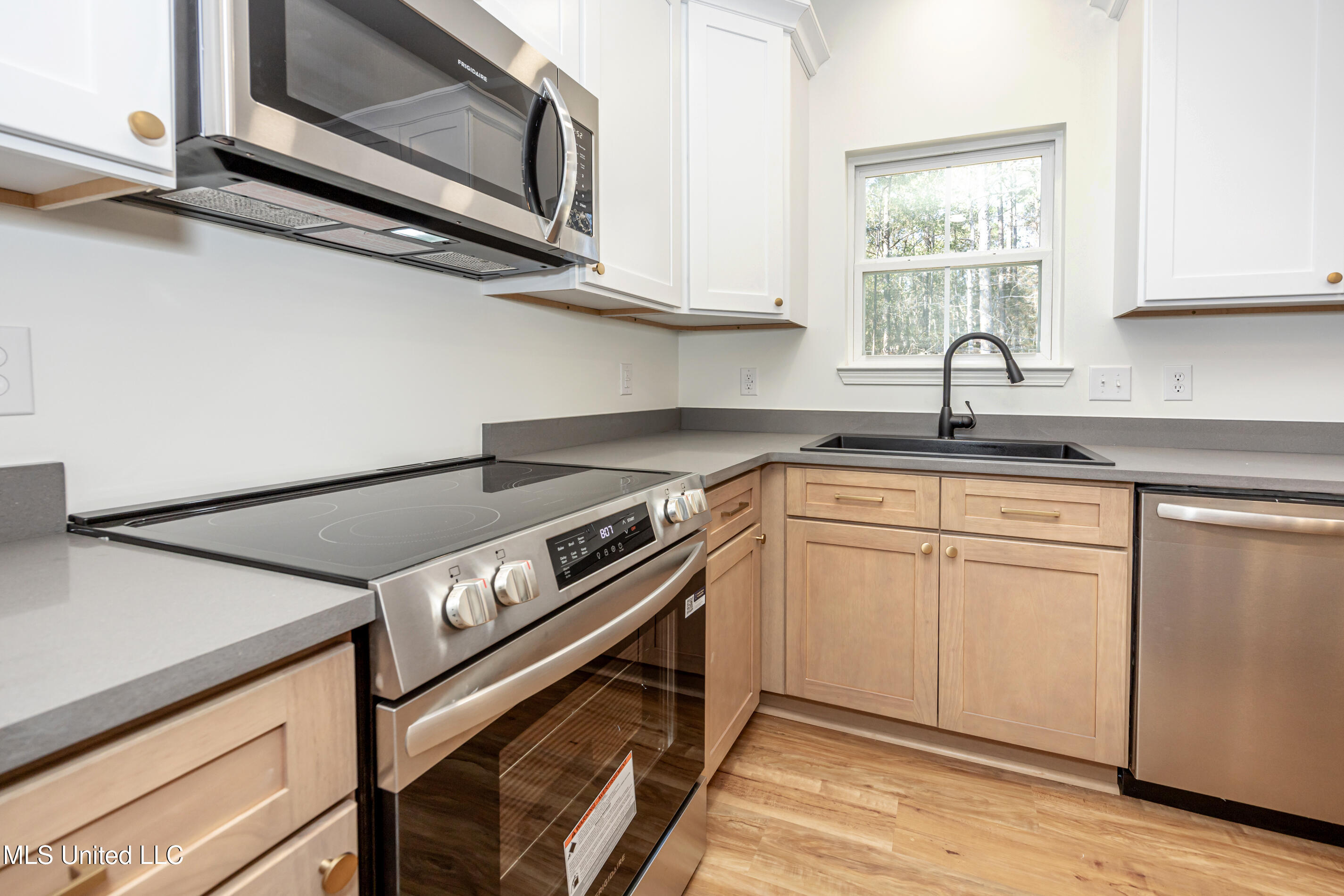 811 Bay Street Ocean Springs, MS 39564 - Photo 21 of 66 IMG_2511-2