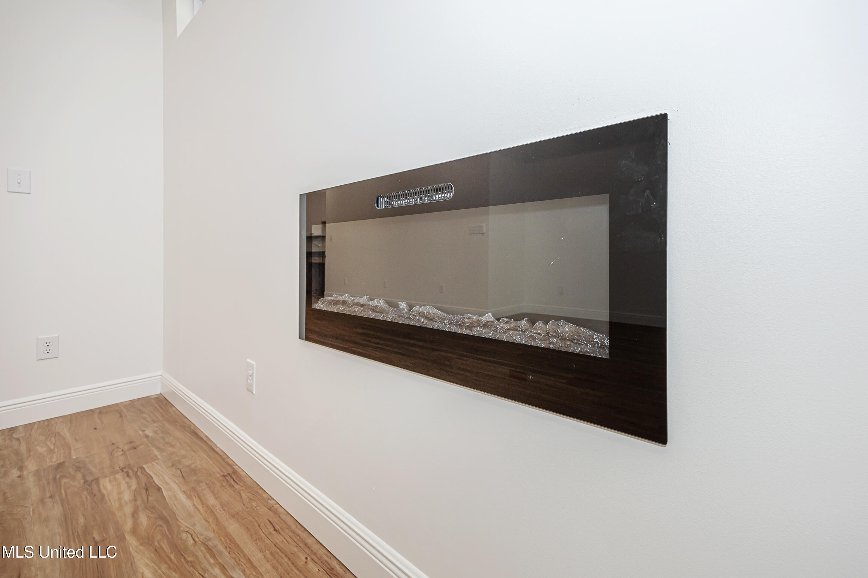 811 Bay Street Ocean Springs, MS 39564 - Photo 41 of 66 IMG_2535