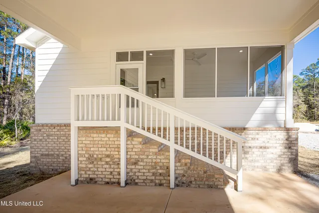 $260,000 | 811 Bay Street, Ocean Springs, MS 39564