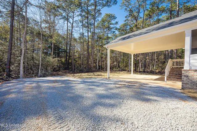 $260,000 | 811 Bay Street, Ocean Springs, MS 39564