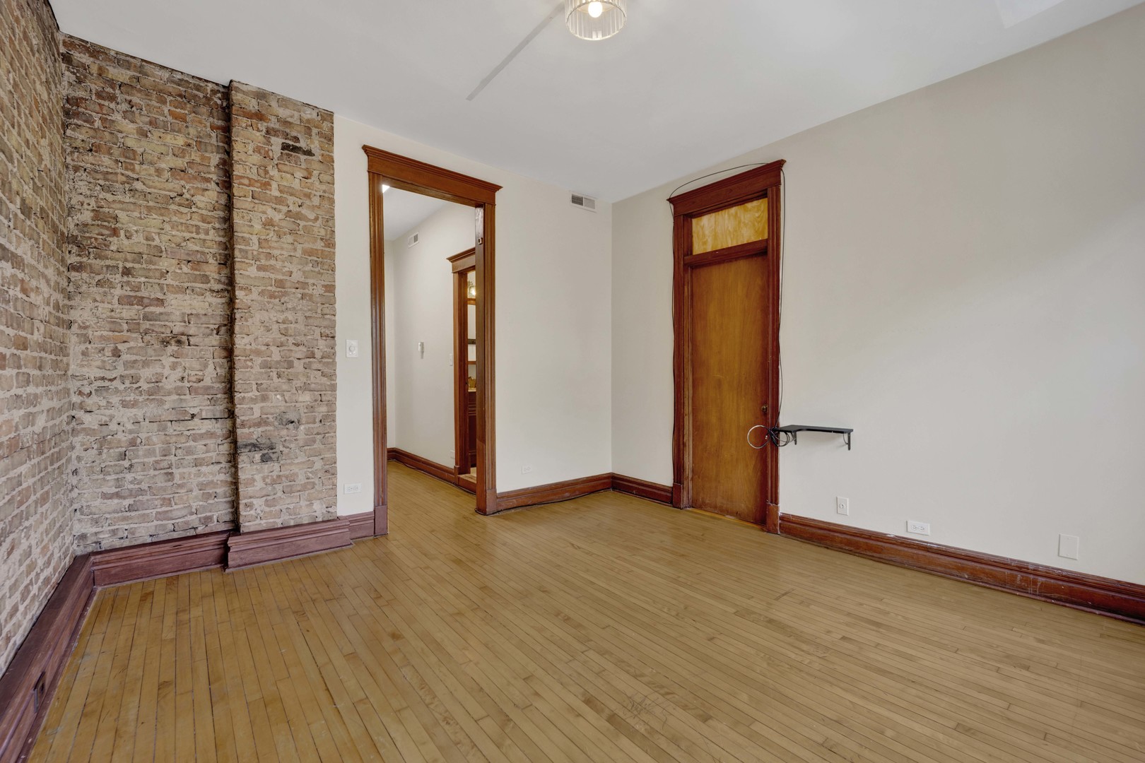 1404 West Flournoy Street, Unit 3 Chicago, IL 60607 - Photo 4 of 16