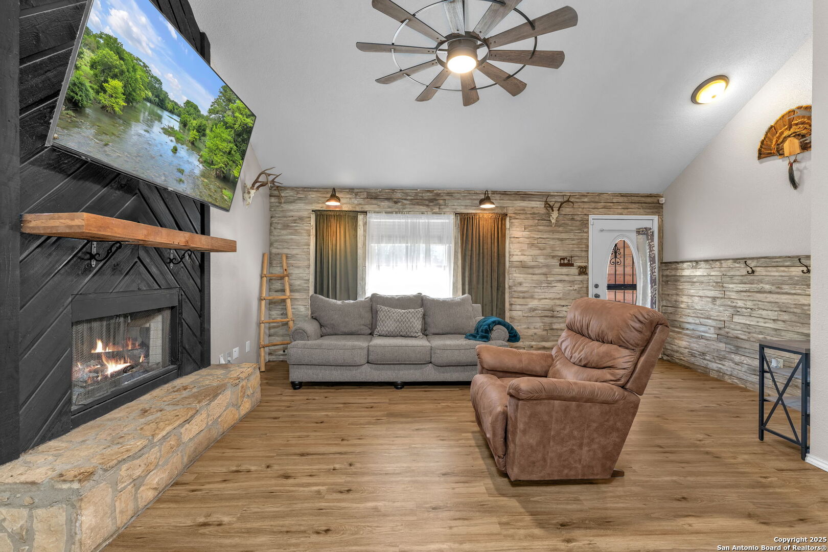 17685 Wisdom Road Lytle, TX 78052 - Photo 8 of 48