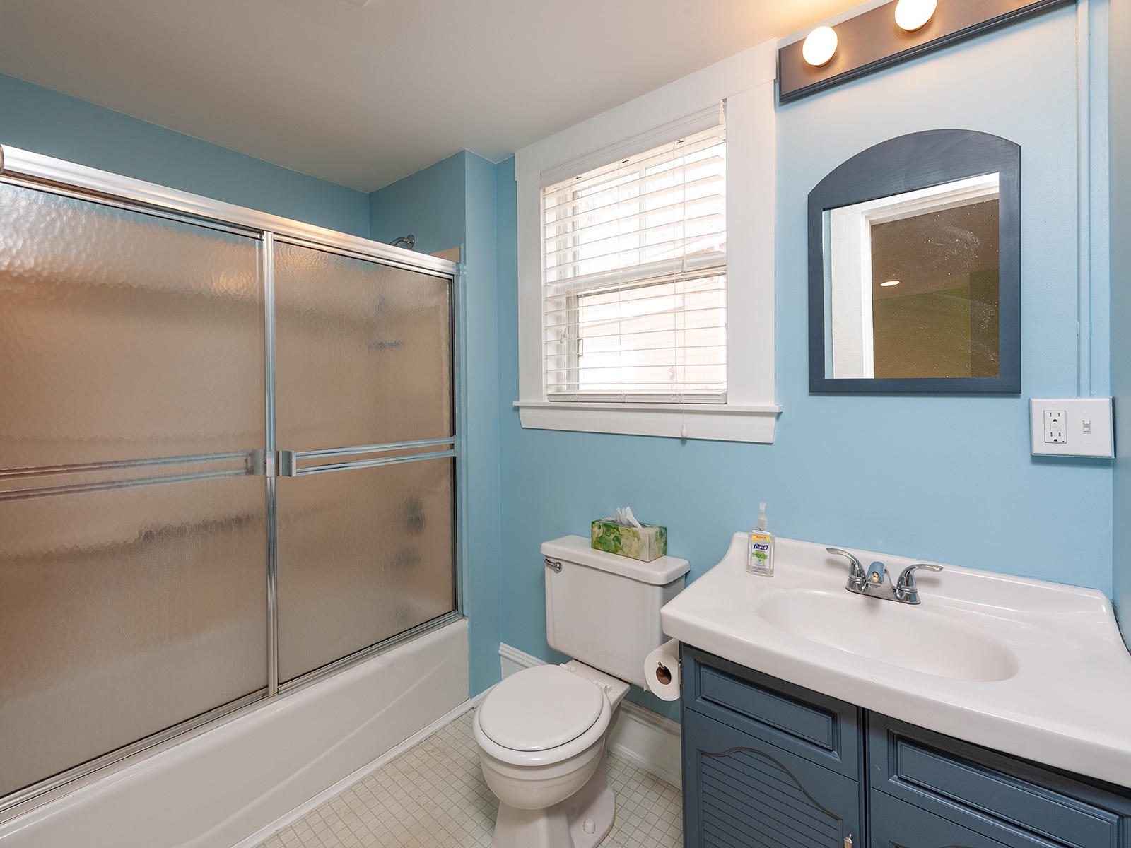 171 Old Post Road York, ME 03909 - Photo 15 of 29 Bathroom