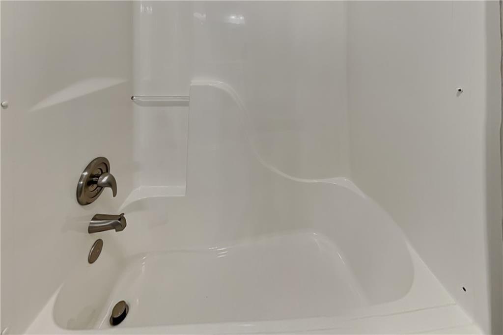 149 Crestview Drive Dallas, GA 30157 - Photo 17 of 24 a bathroom with a shower