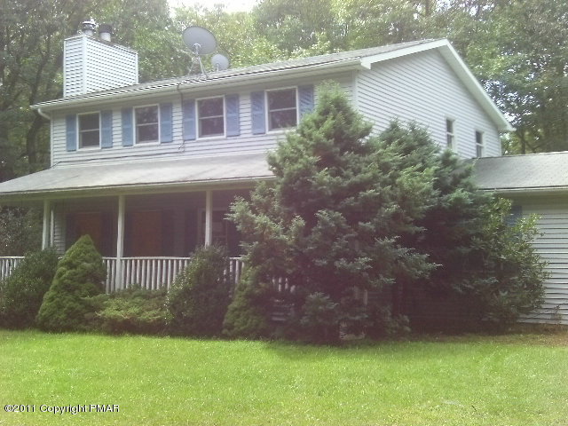 108 Blue Ridge Drive Effort, PA 18330 - Photo 1 of 12 Front of House