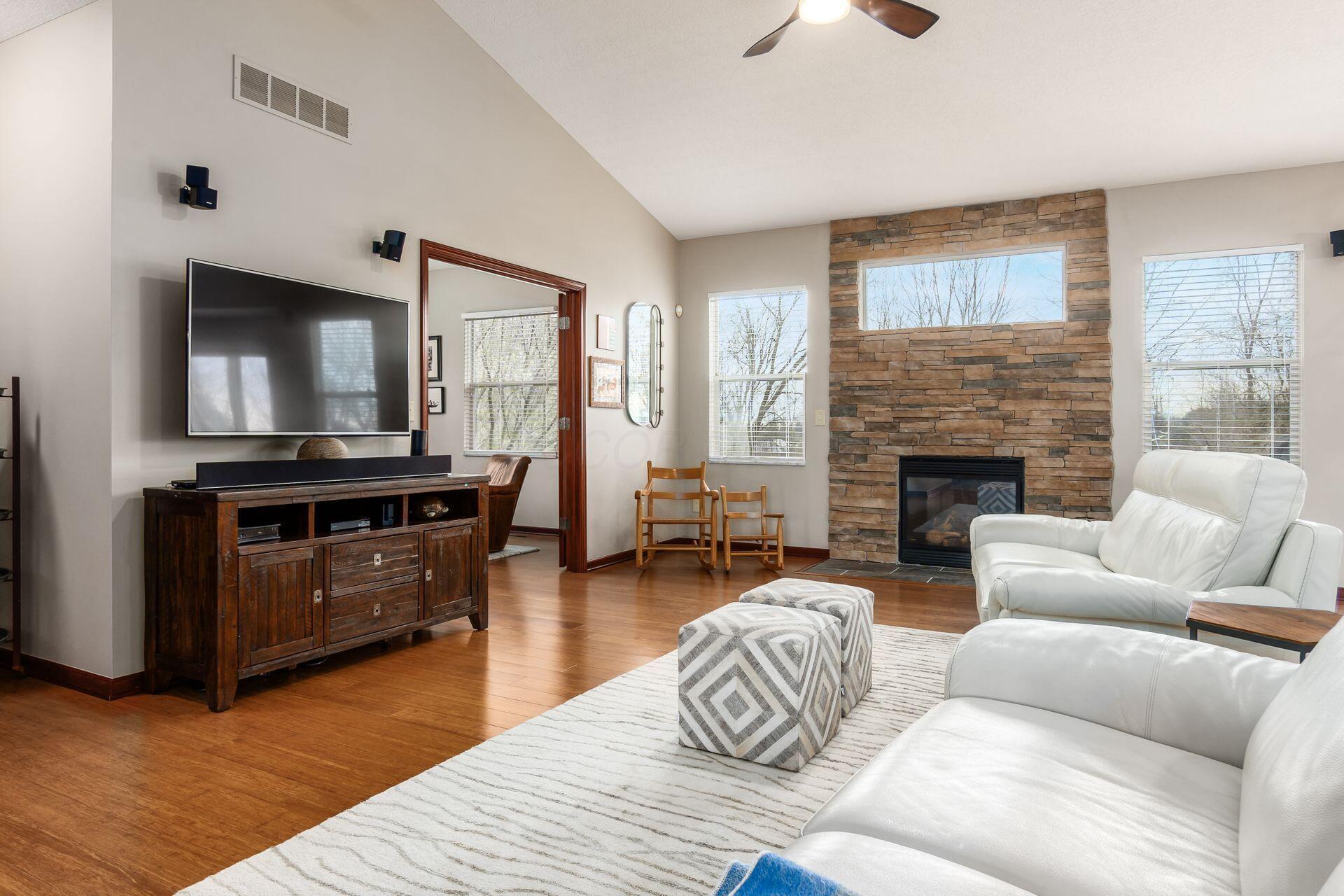 121 Harvest Ridge Avenue Pataskala, OH 43062 - Photo 17 of 67 Great Room