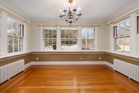 $1,395,000 | 555 Great Road, Lincoln, RI 02865