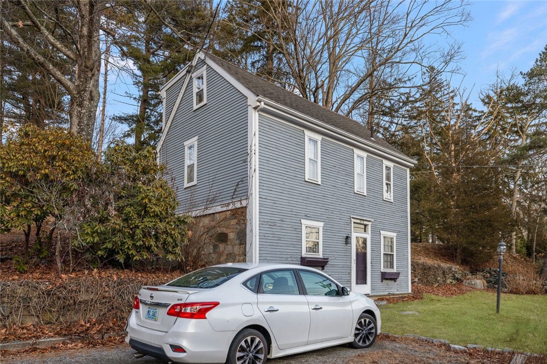 555 Great Road Lincoln, RI 02865 - Photo 40 of 47