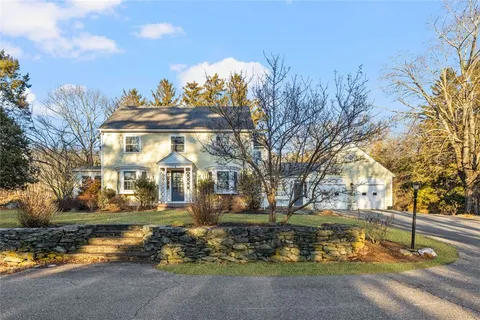 $1,395,000 | 555 Great Road, Lincoln, RI 02865
