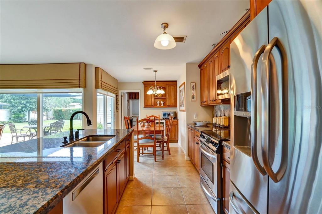 11816 Lipsey Road Tampa, FL 33618 - Photo 19 of 50