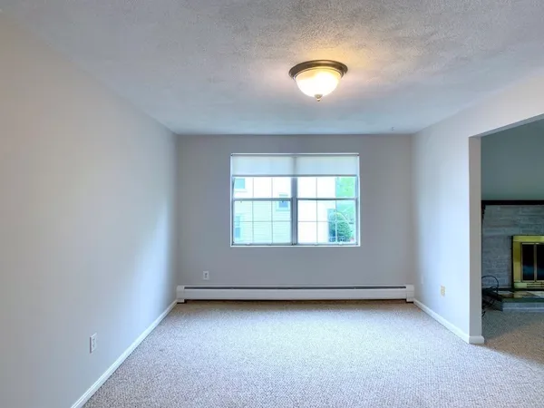 $3,500 | 25 Columbia Avenue, Unit 2, Newton, MA 02464