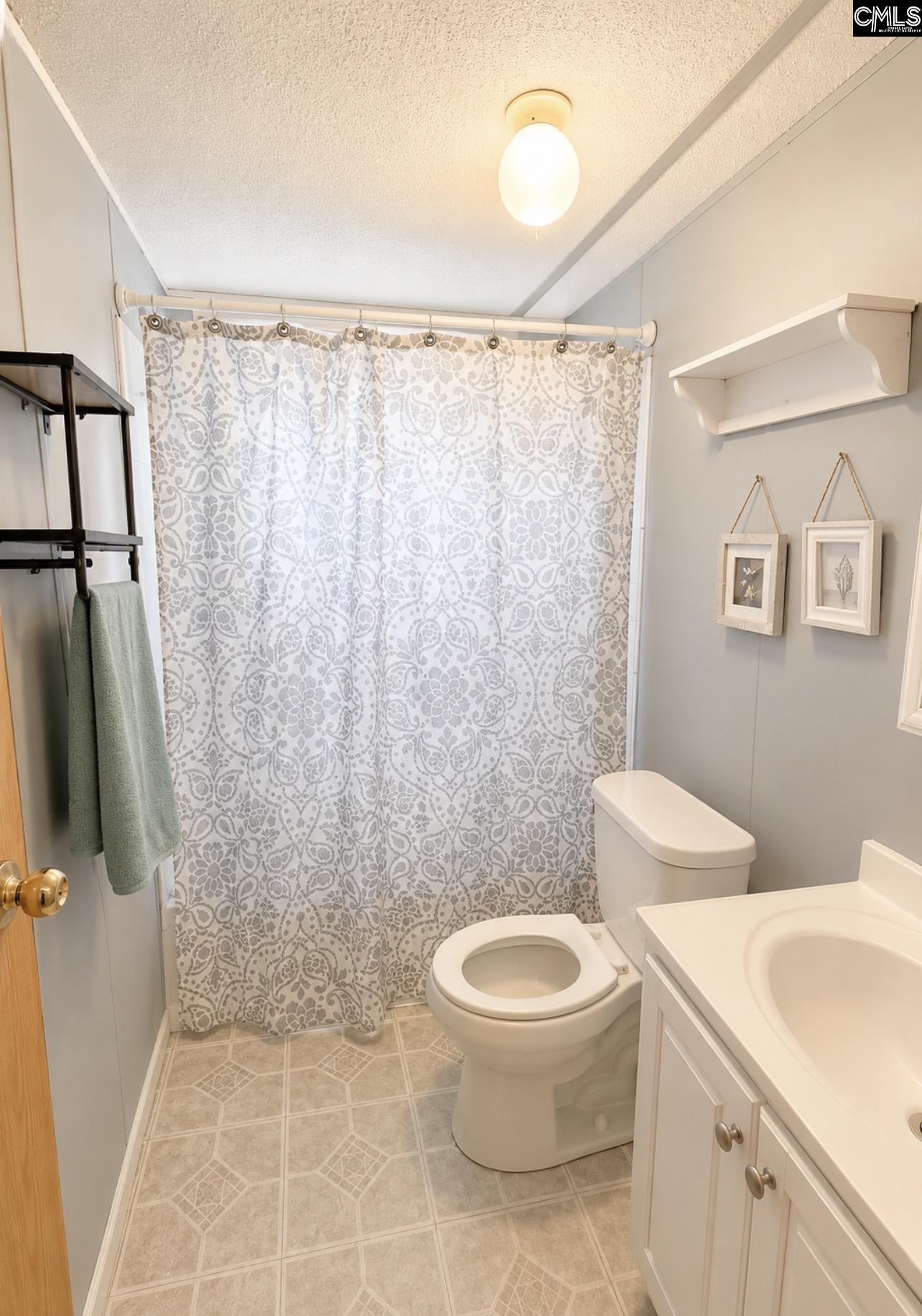 187 Ellexlee Road Santee, SC 29142 - Photo 4 of 18