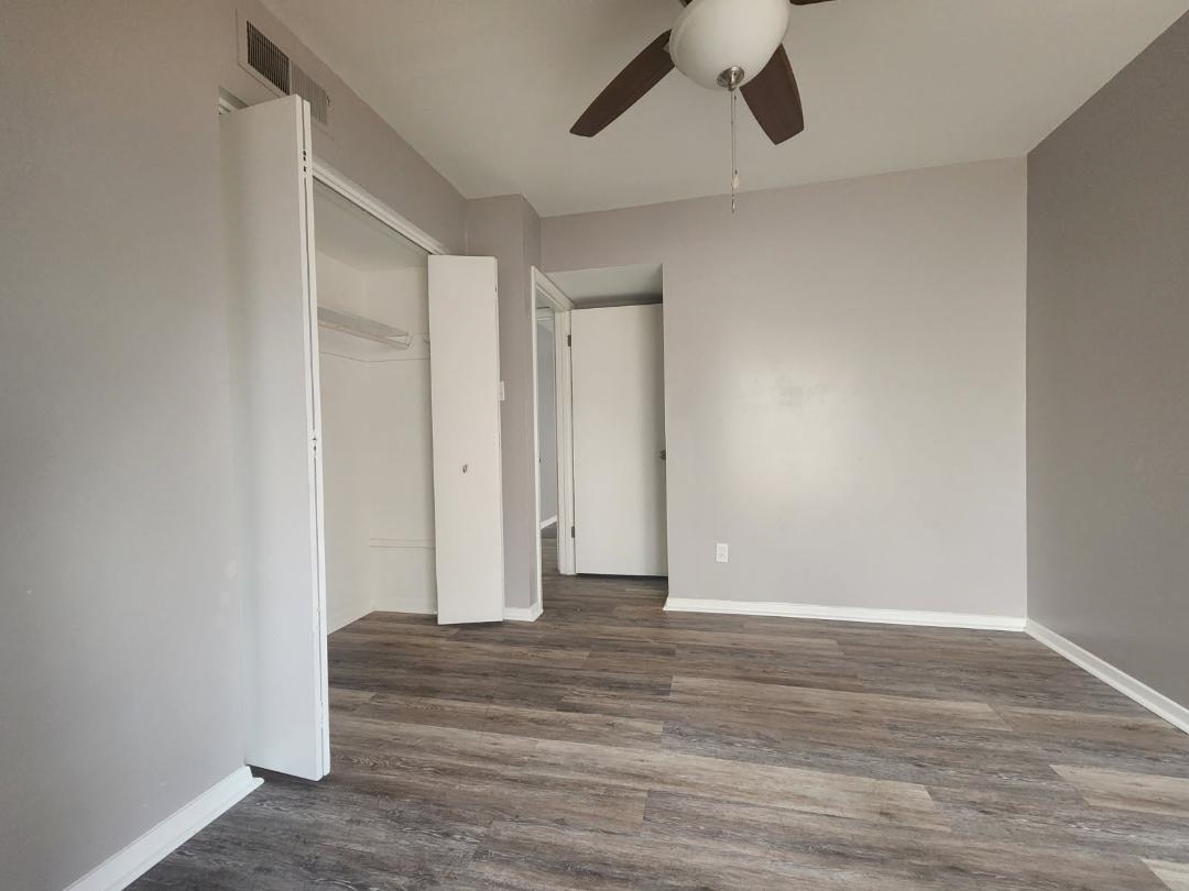 1906 Pennel Road Memphis, TN 38116 - Photo 30 of 38 wooden floor in an empty room