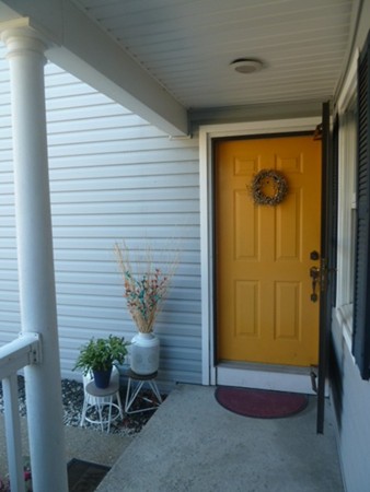 12 Victoria Heights Road, Unit 12 Boston, MA 02136 - Photo 3 of 22