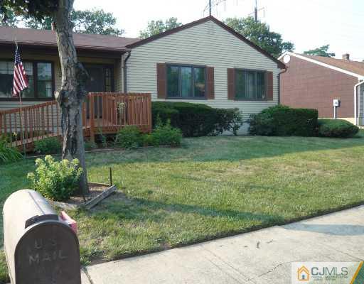 36 Edgemount Road Edison, NJ 08817 - Photo 1 of 5 Gallery Image 1