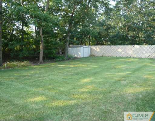 36 Edgemount Road Edison, NJ 08817 - Photo 2 of 5 Gallery Image 2