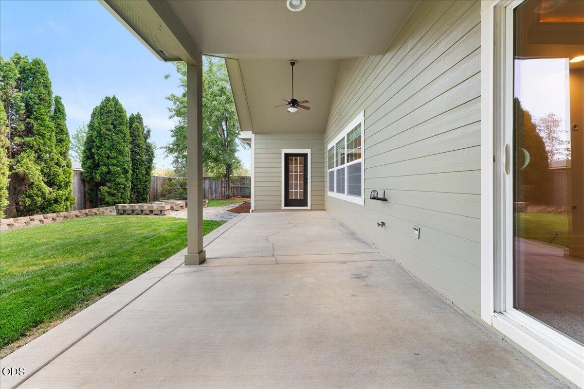 13 Portabello Way Eagle Point, OR 97524 - Photo 41 of 51