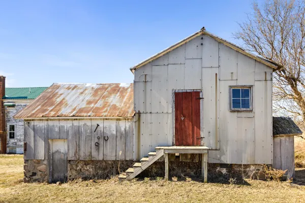 $775,000 | 8360 Day Road, Pittsford, MI 49271