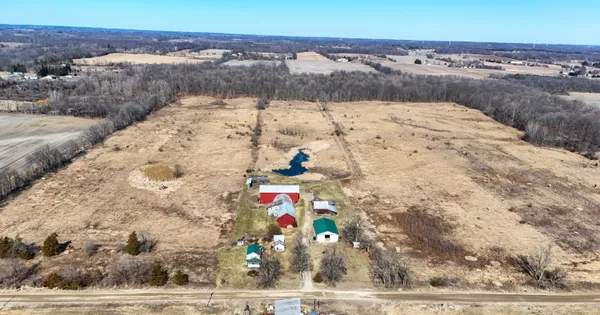 $775,000 | 8360 Day Road, Pittsford, MI 49271