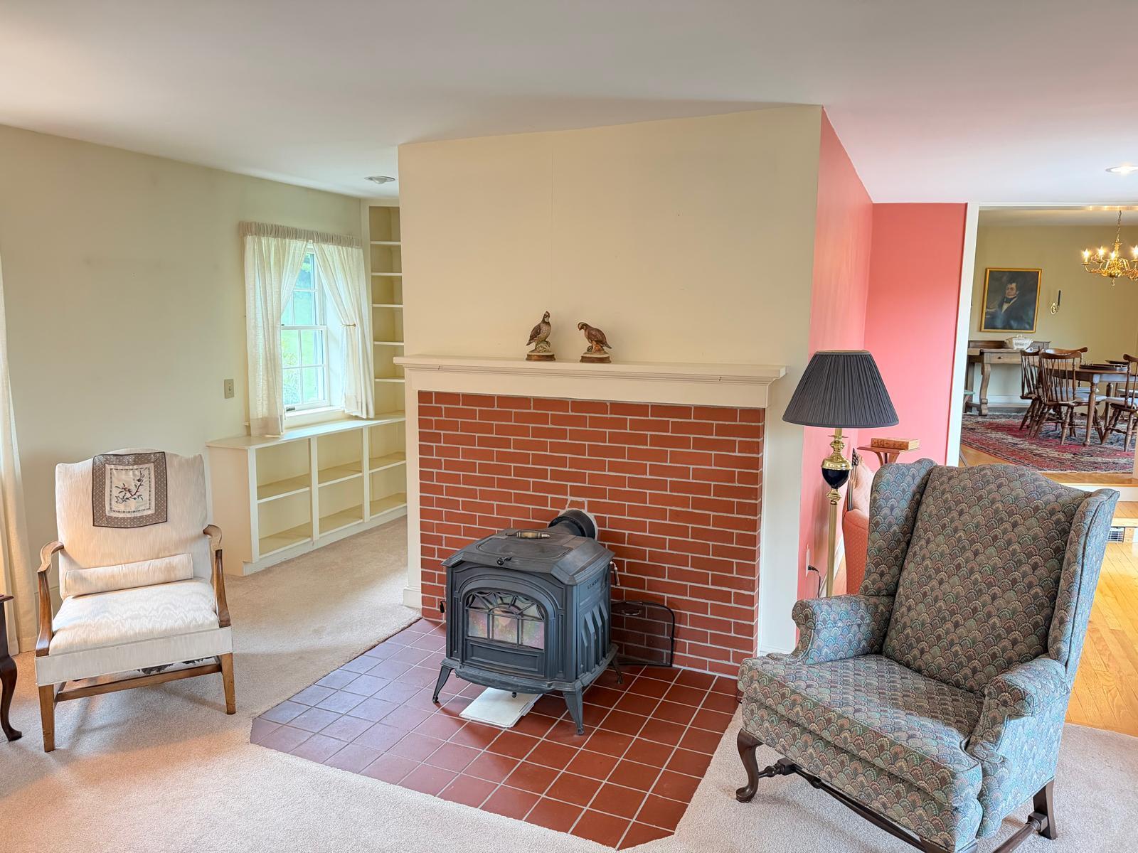 369 Fort Fairfield Road Presque Isle, ME 04769 - Photo 36 of 63 Living Room