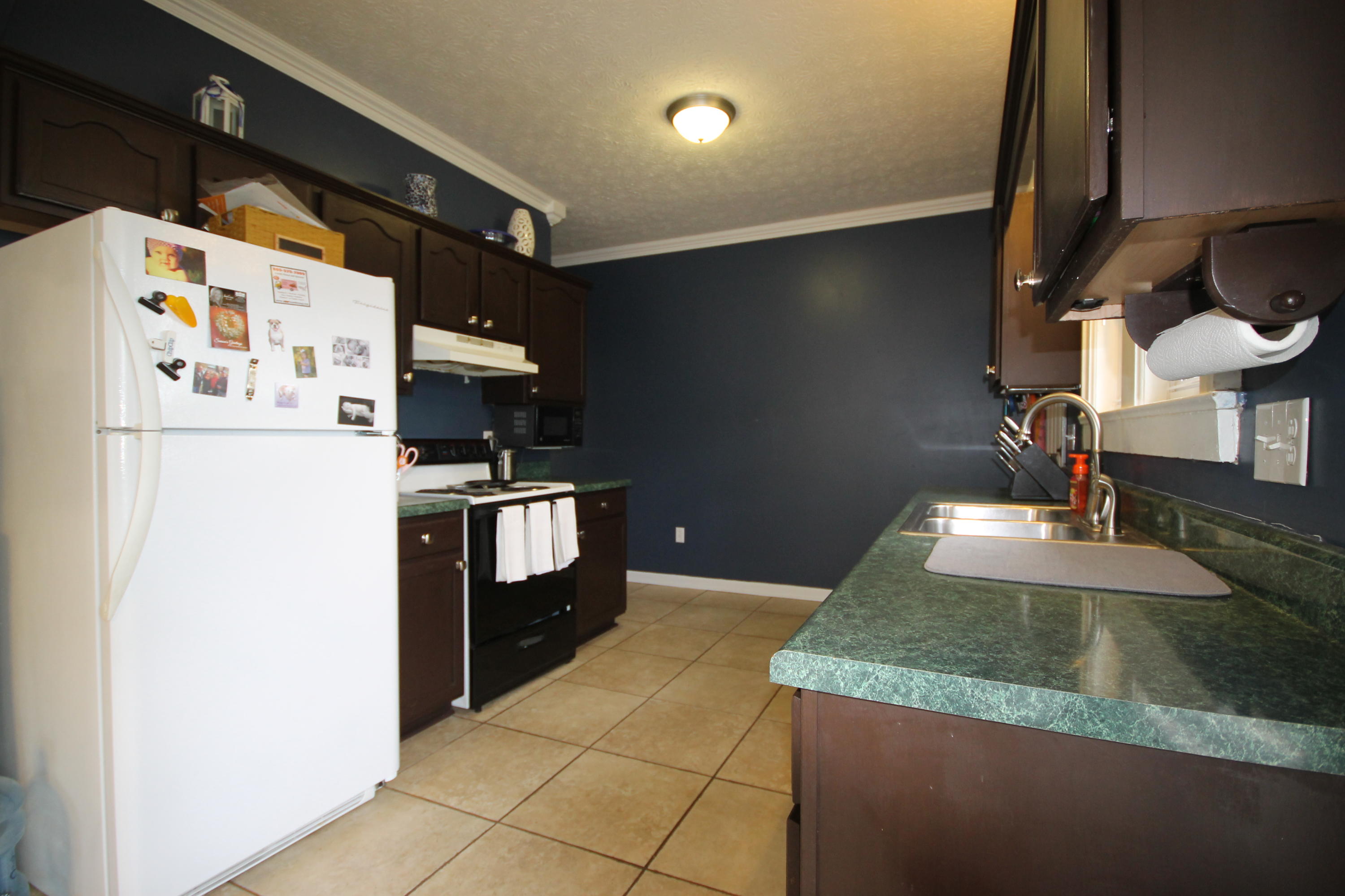 7920 Sharp Road Powell, TN 37849 - Photo 13 of 25 Kitchen