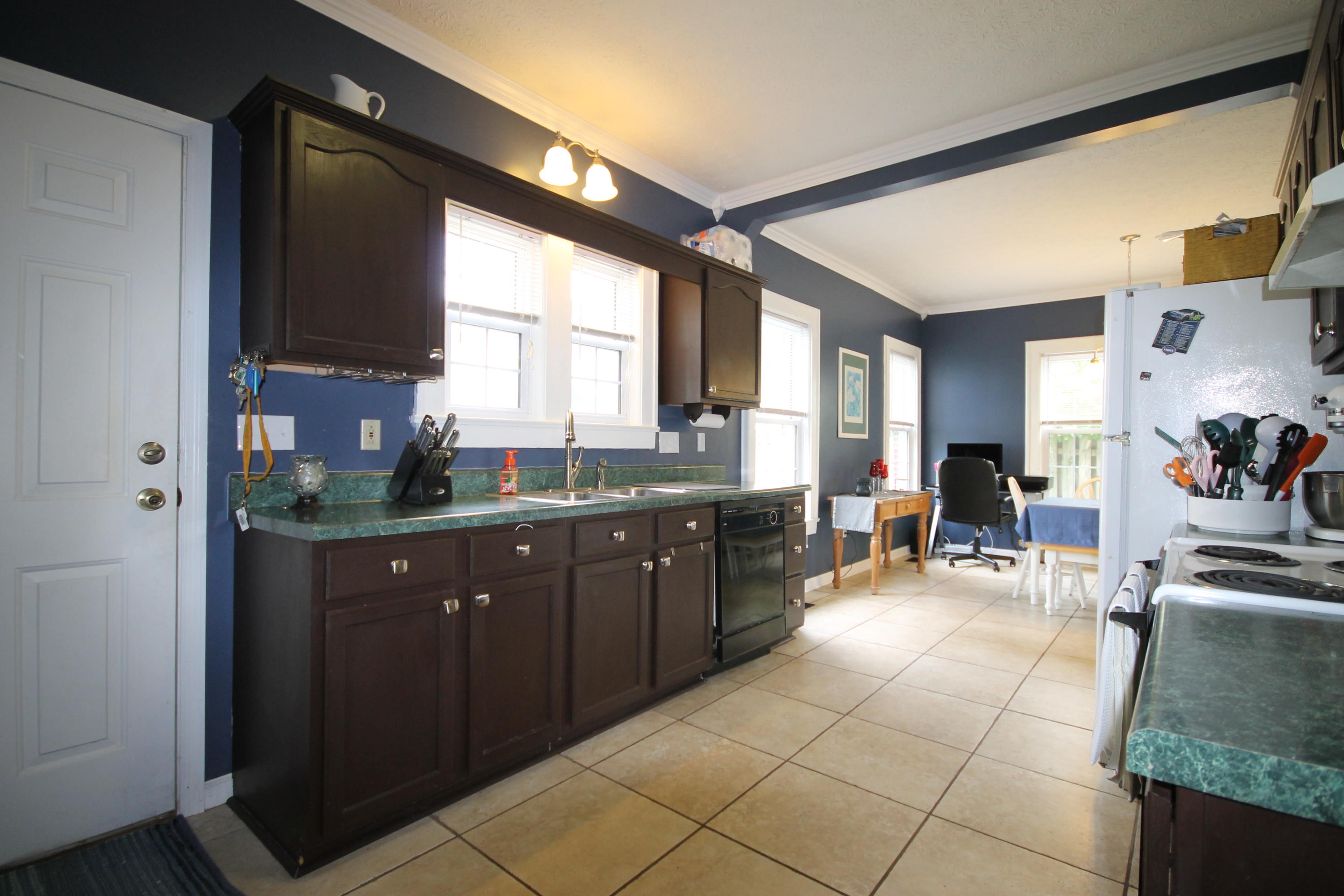 7920 Sharp Road Powell, TN 37849 - Photo 16 of 25 Kitchen