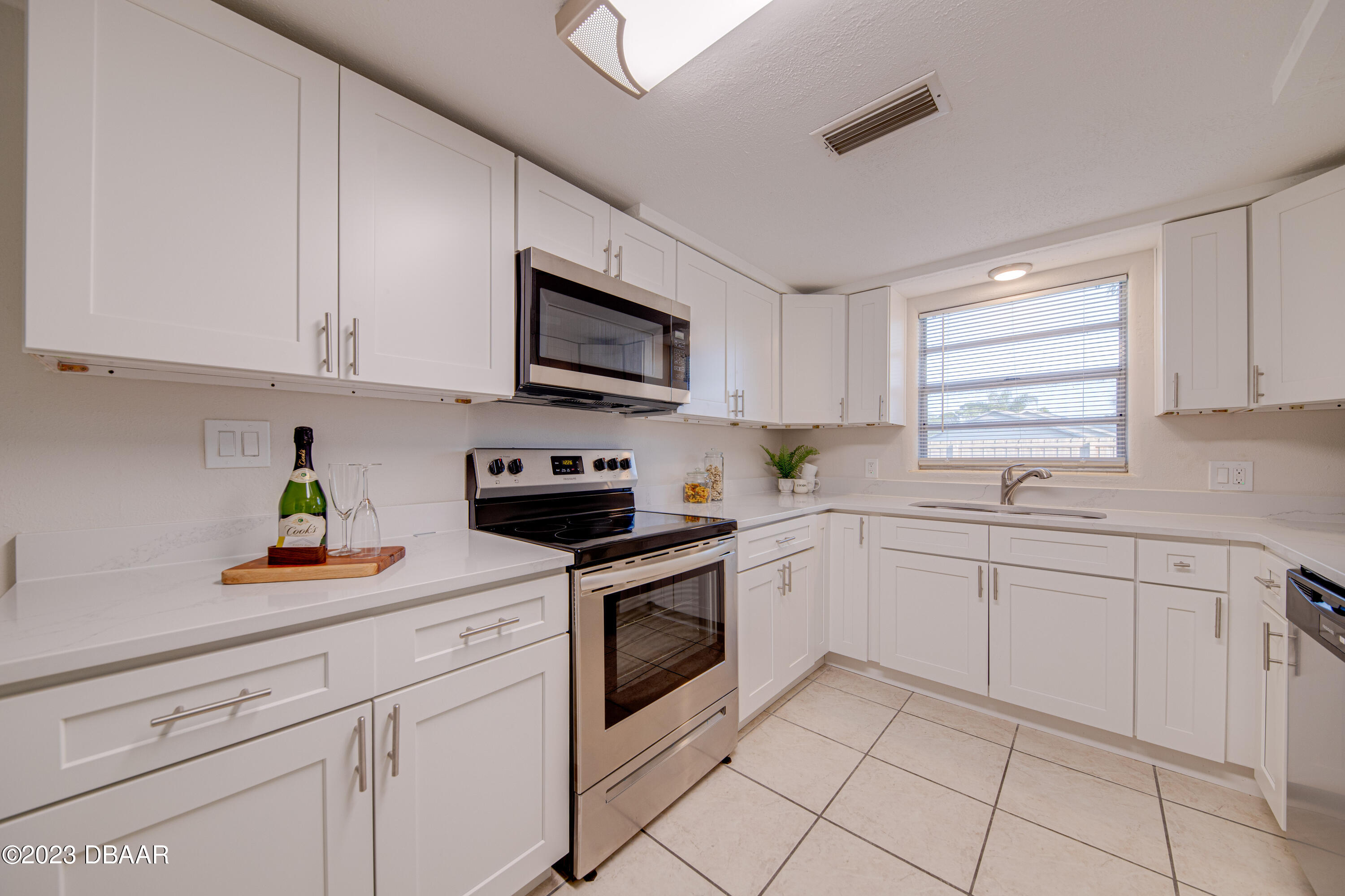 3129 Queen Palm Drive Edgewater, FL 32141 - Photo 13 of 29 Image-16