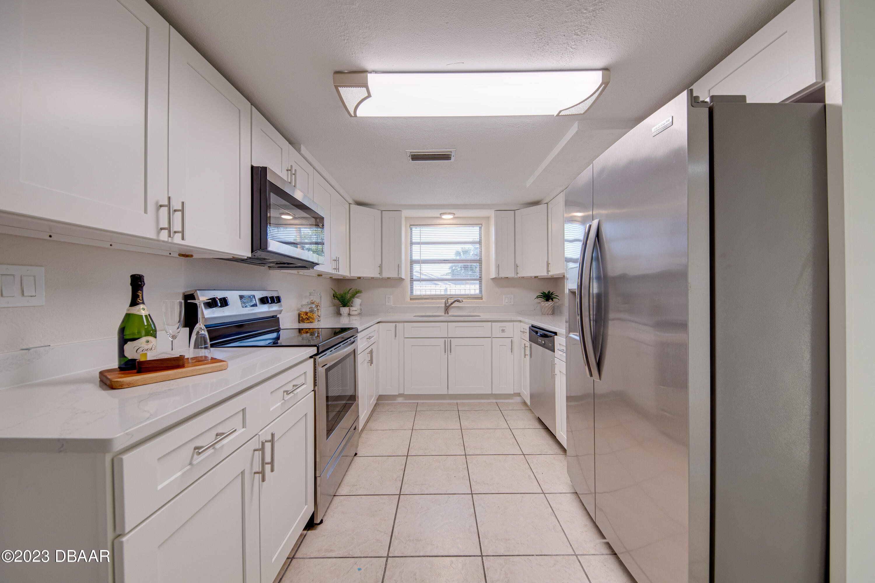 3129 Queen Palm Drive Edgewater, FL 32141 - Photo 10 of 29 Image-13