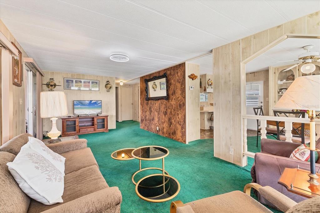 4508 14th Street East Ellenton, FL 34222 - Photo 4 of 40