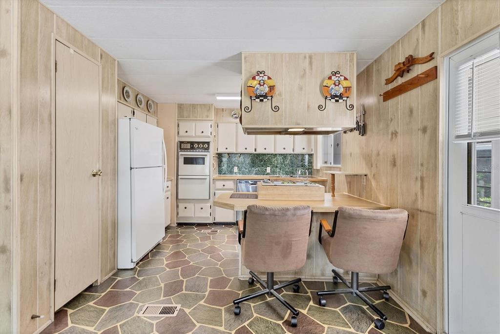 4508 14th Street East Ellenton, FL 34222 - Photo 8 of 40