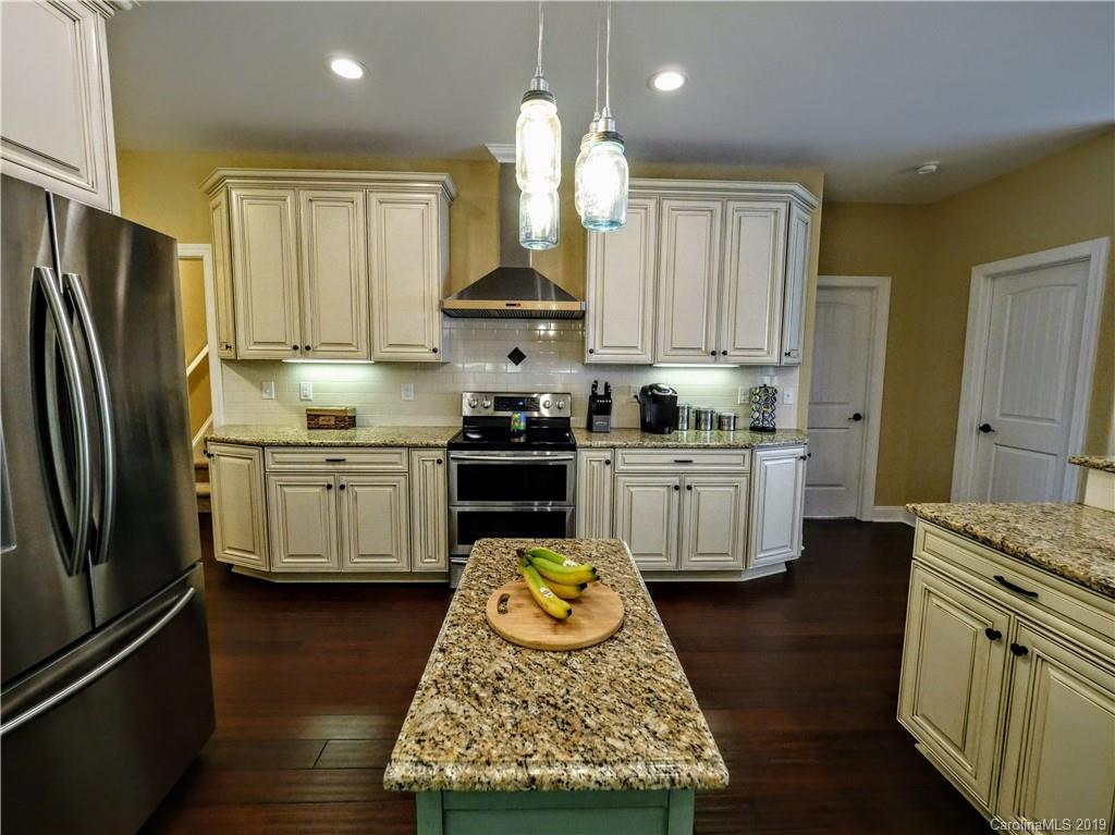 6344 Skylark Road Pfafftown, NC 27040 - Photo 19 of 32 Gallery Image 19