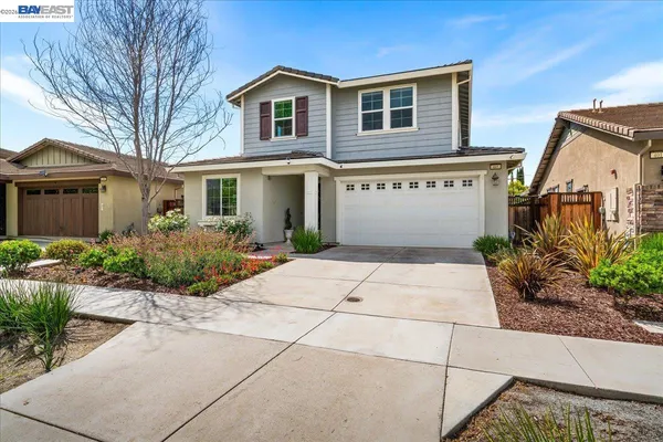 $1,950,000 | 405 Wayland Loop, Livermore, CA 94550